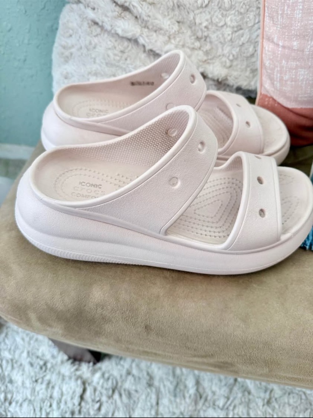 CROCS Women's Light Pink Platform Slide Sandals